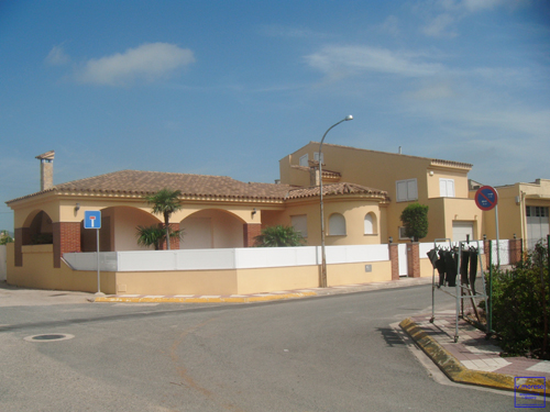 imatge32 de la galeria aillades